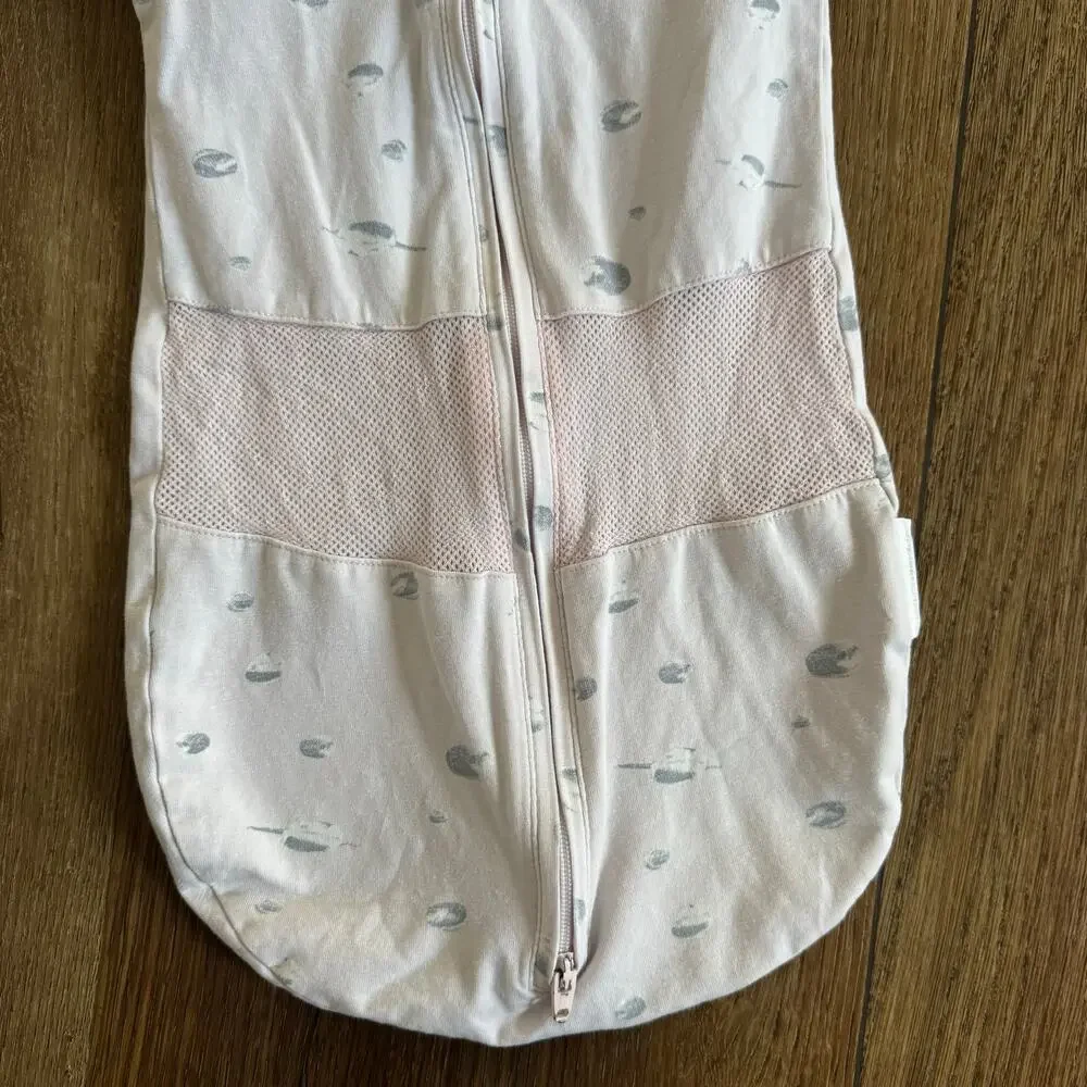 Happiest Baby SNOO Sleep Sack in a Planets Graphic Print